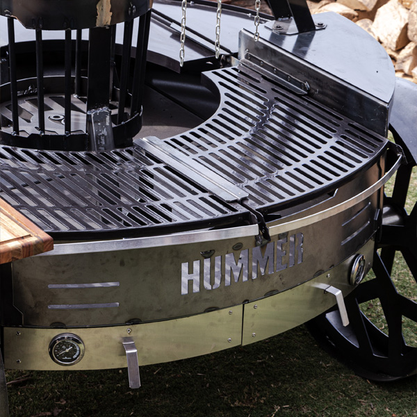 Tromen Hummer Mega BBQ Grill with two Pizza Ovens